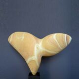 Offen  –  Bunter Kalkstein, H 25 cm
